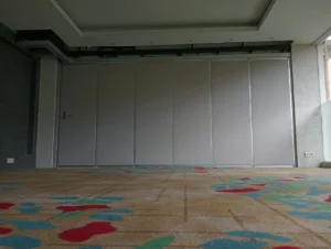 partisi lipat sorepa