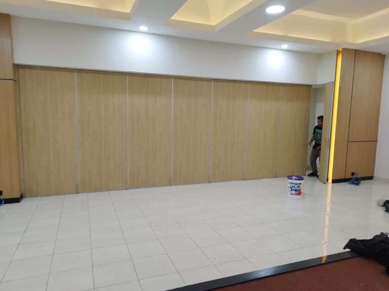 aplikator partisi geser di semarang